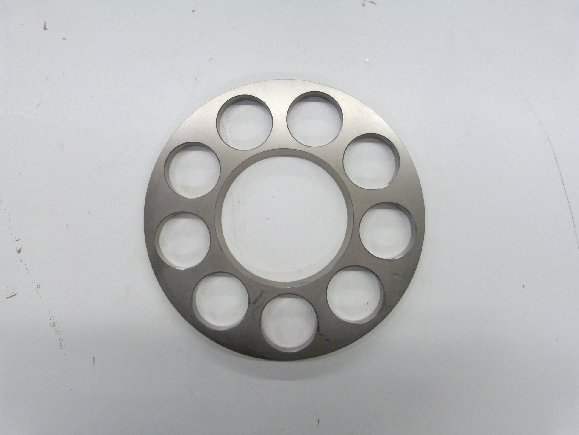 Image 1 of RETAINING PLATE    'R' ASIA   23031.0321