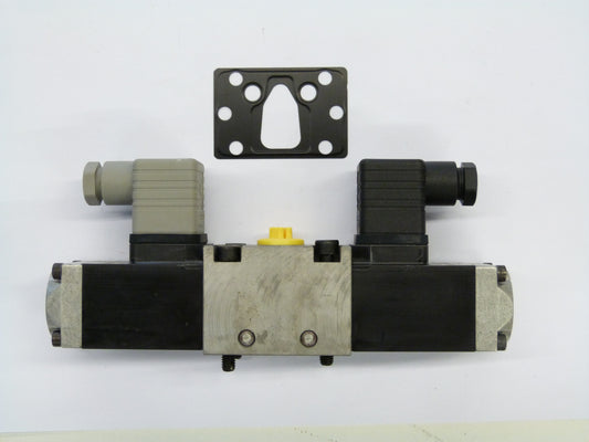 Image 1 of 4-3-WAY VALVE