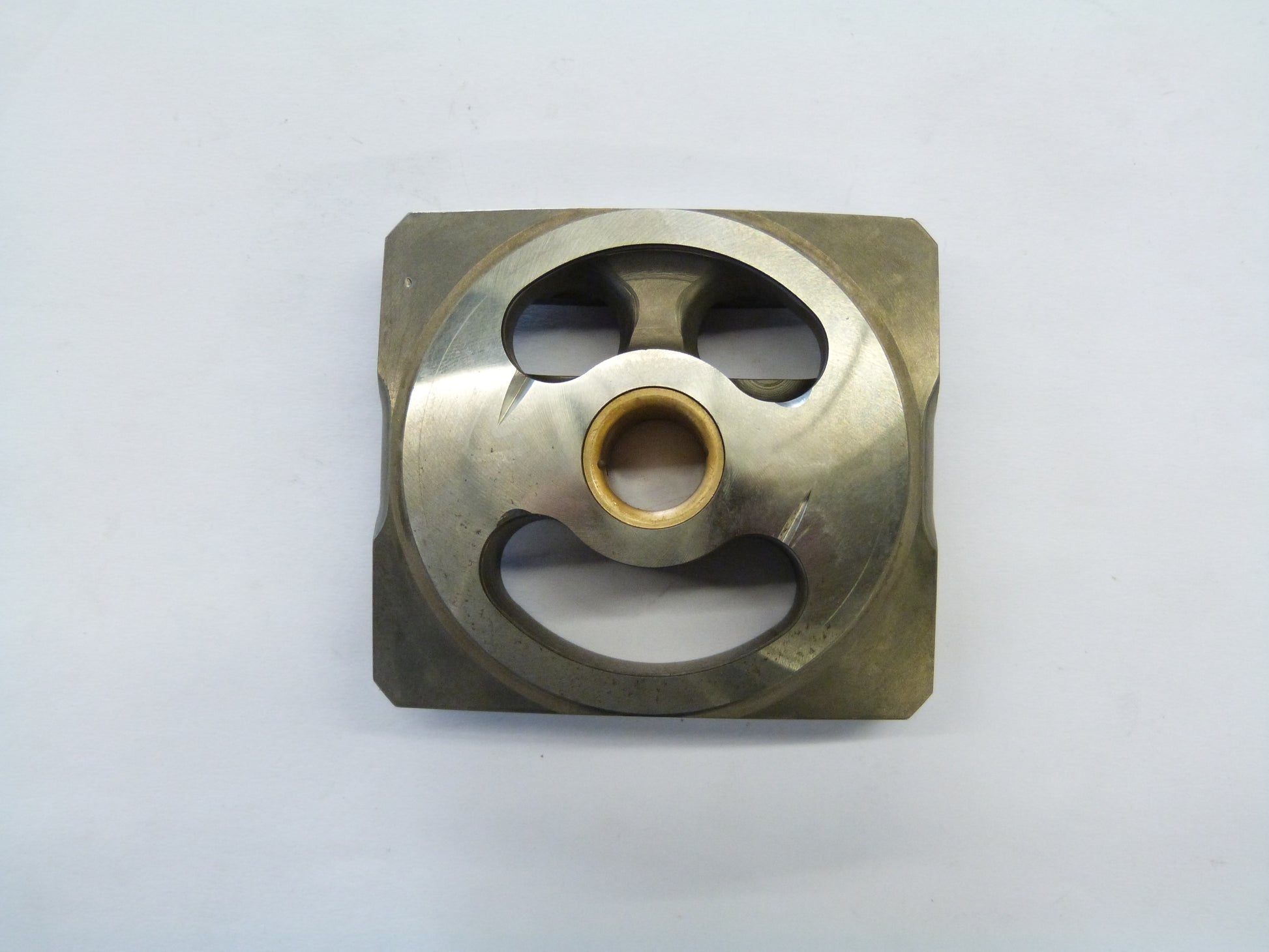 Image 1 of PORT PLATE CW