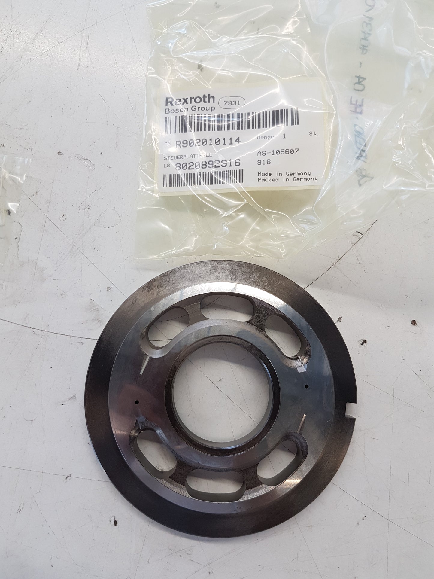 Image 3 of PORTPLATE LH DA