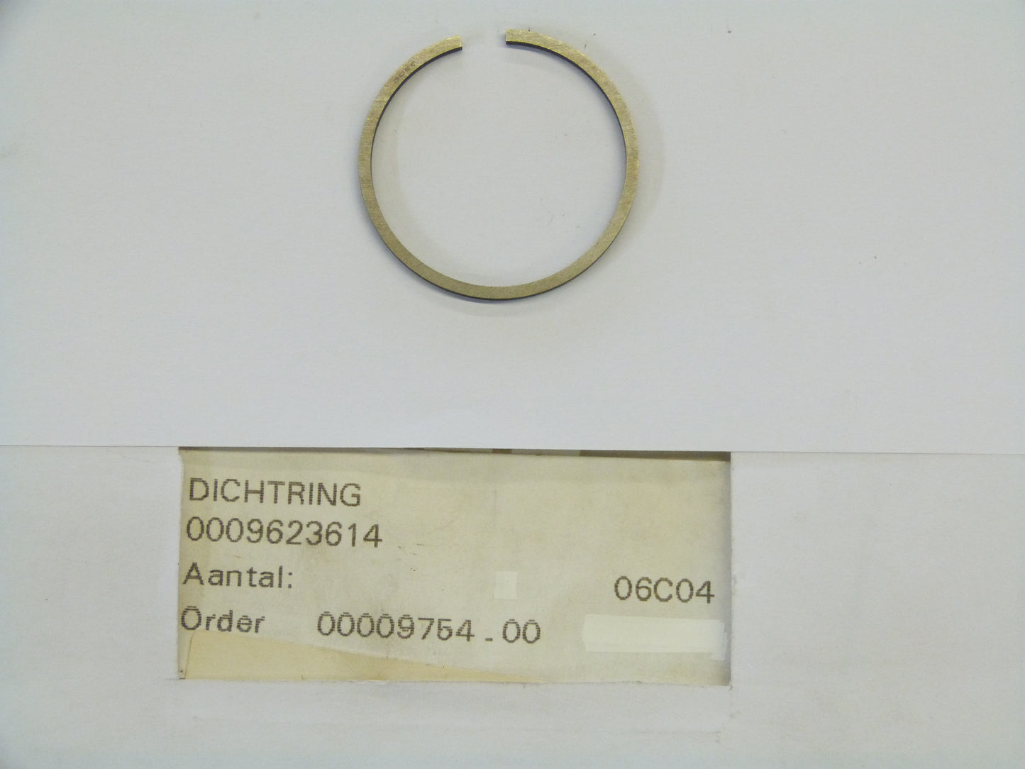 Image 1 of piston seal '36x32,7x2St K1