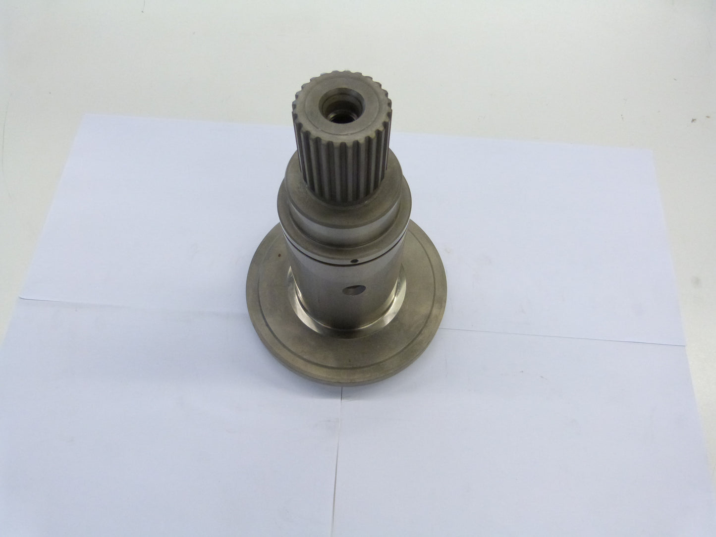 Image 1 of DRIVESHAFT SPLINE