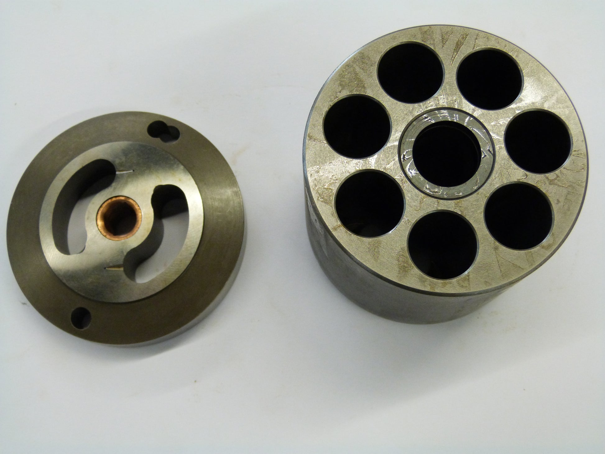 Image 1 of BARREL WITH PORT PLATE CCW