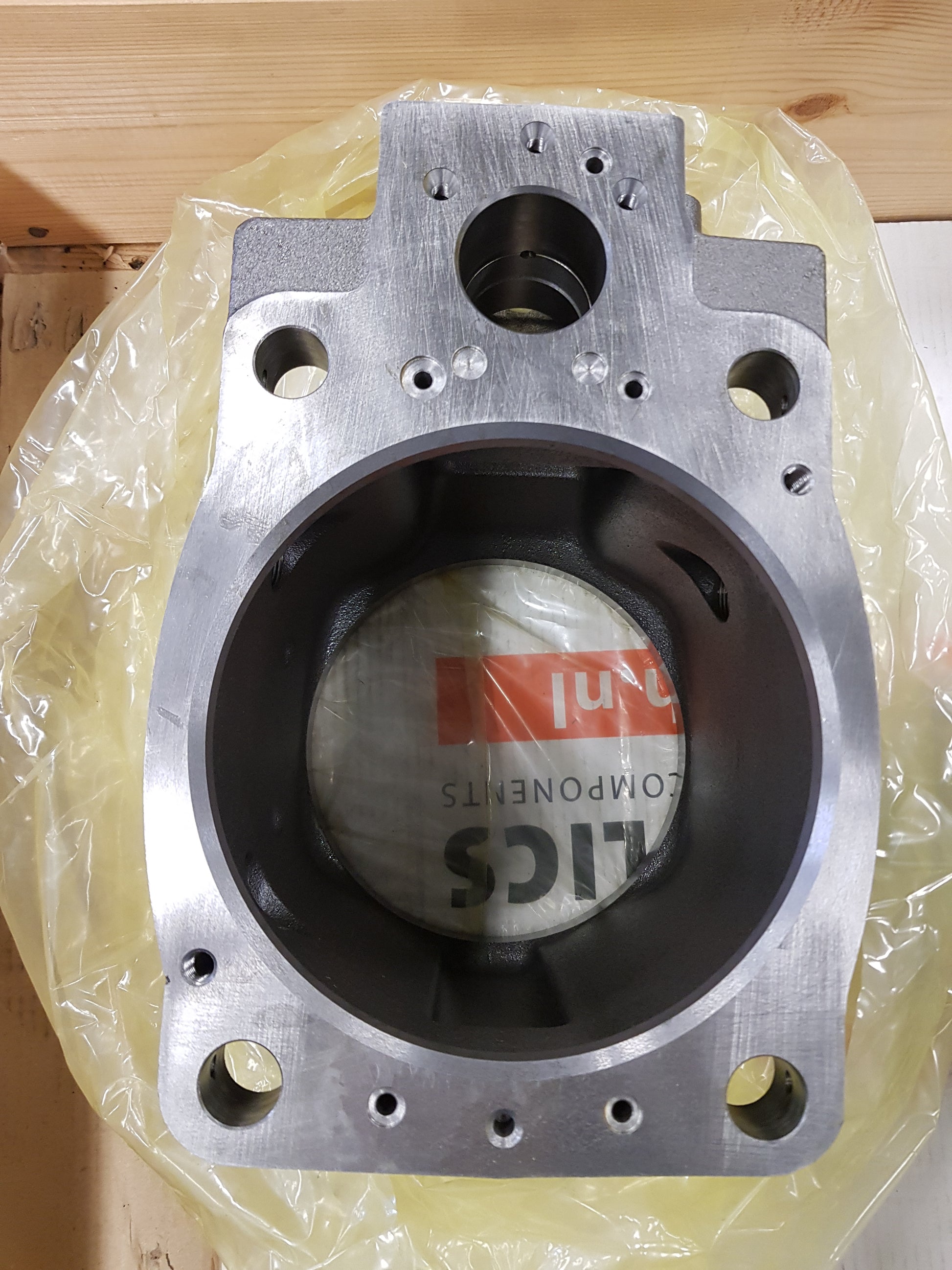 Image 2 of CASING,PUMP