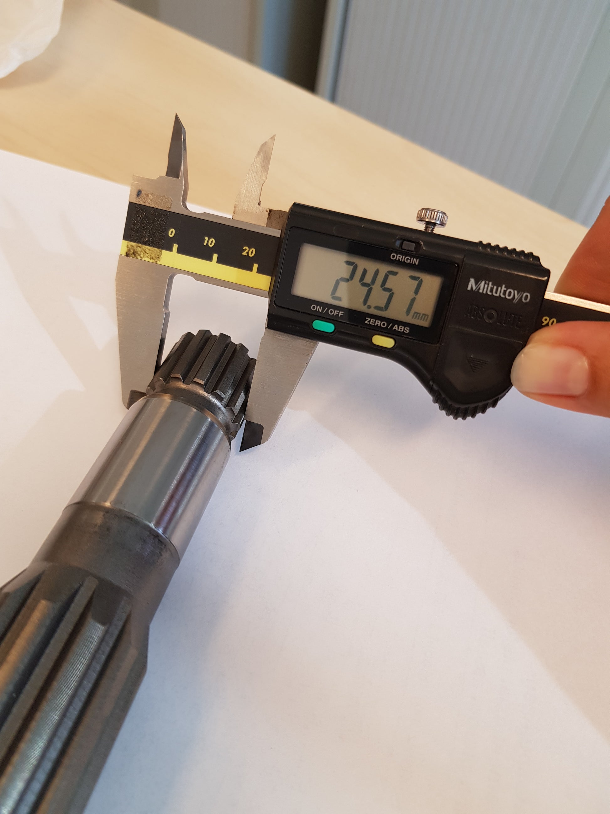 Image 3 of DRIVE SHAFT (REAR)