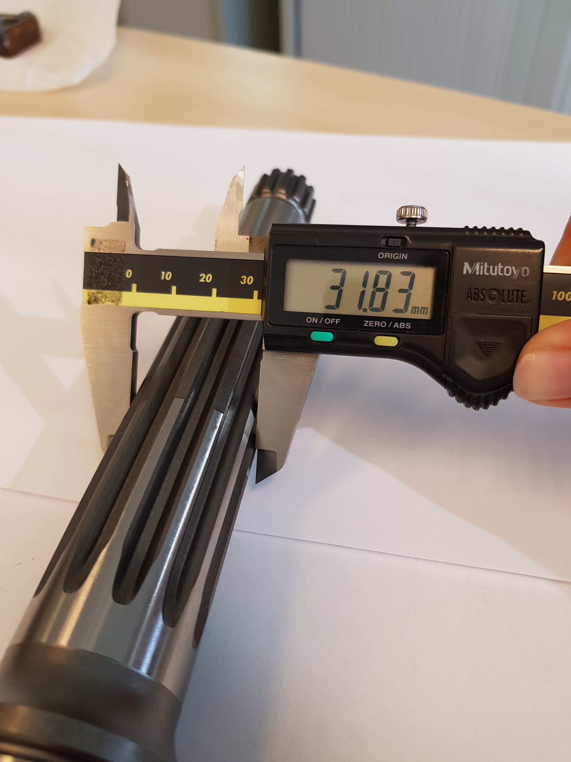 Image 7 of DRIVE SHAFT (REAR)