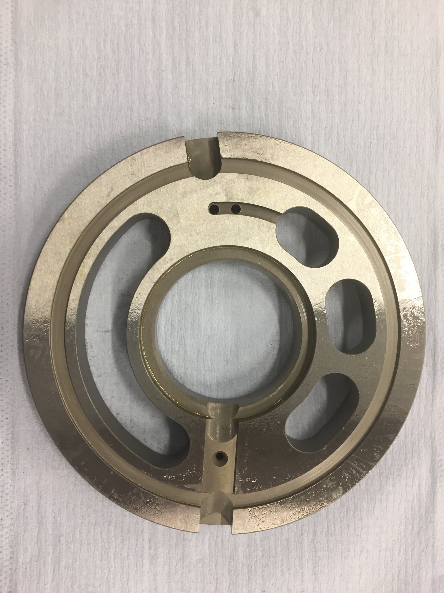 Image 1 of BARREL WITH PORTPLATE LH (LAP)