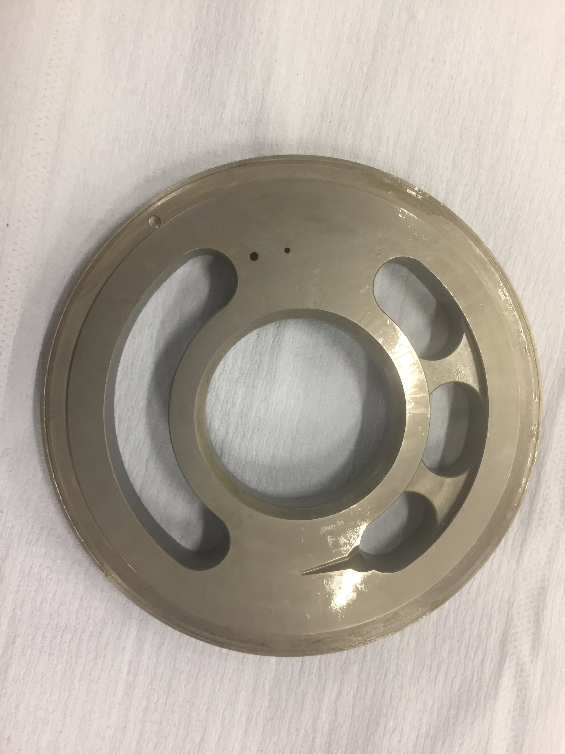 Image 1 of BARREL WITH PORTPLATE LH (LAP)