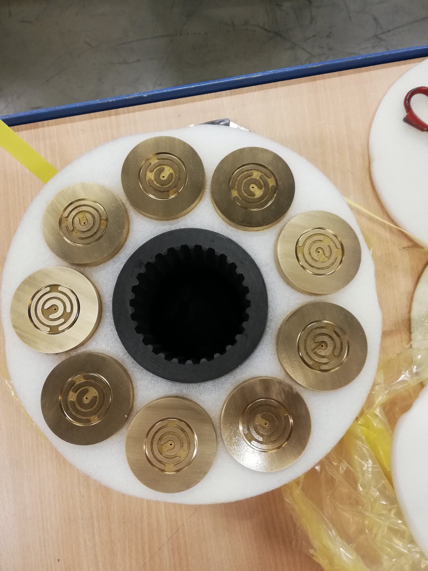 Image 3 of CYLINDER VCA-1 (SUB)