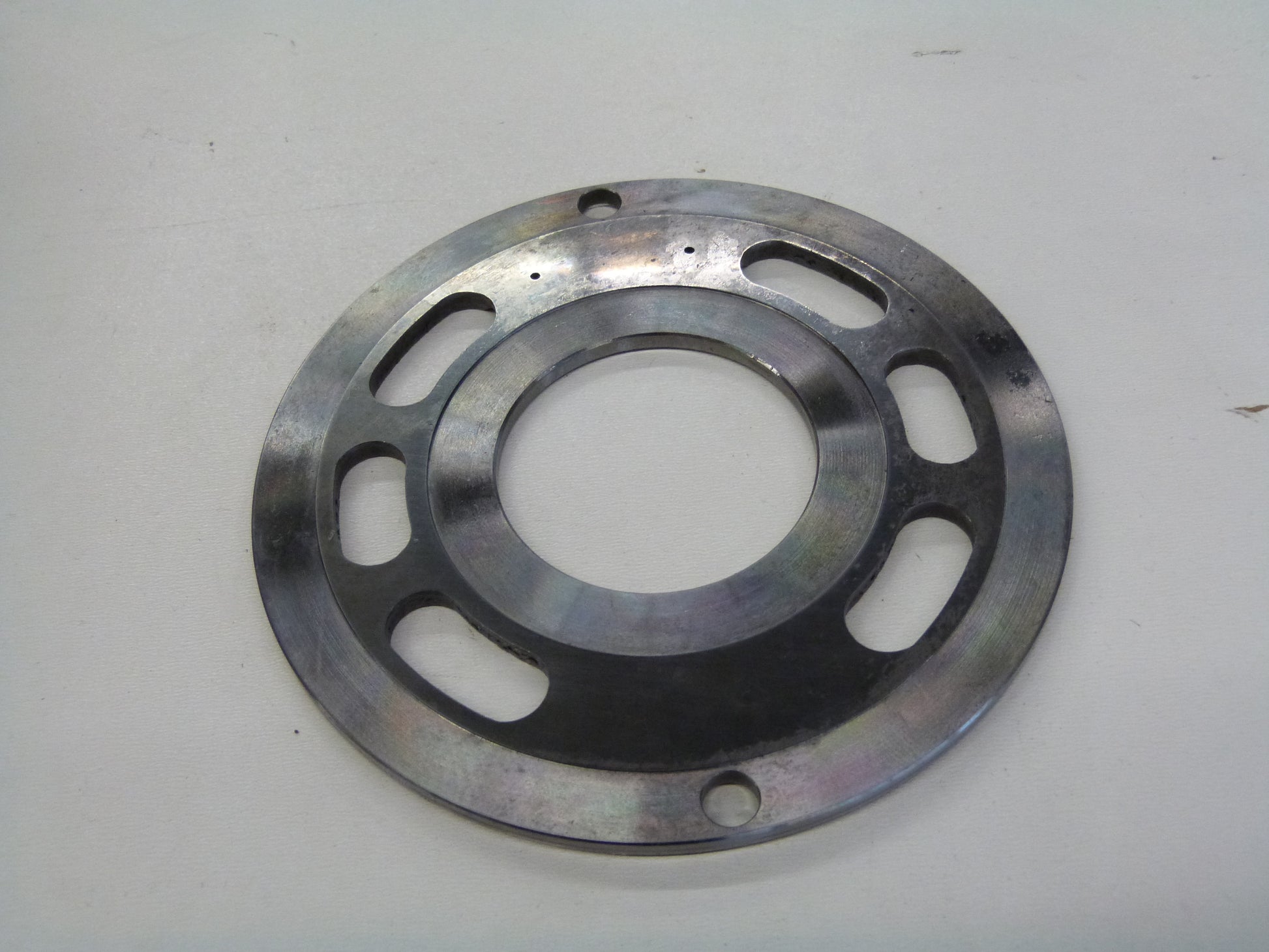 Image 1 of VALVE PLATE T5
