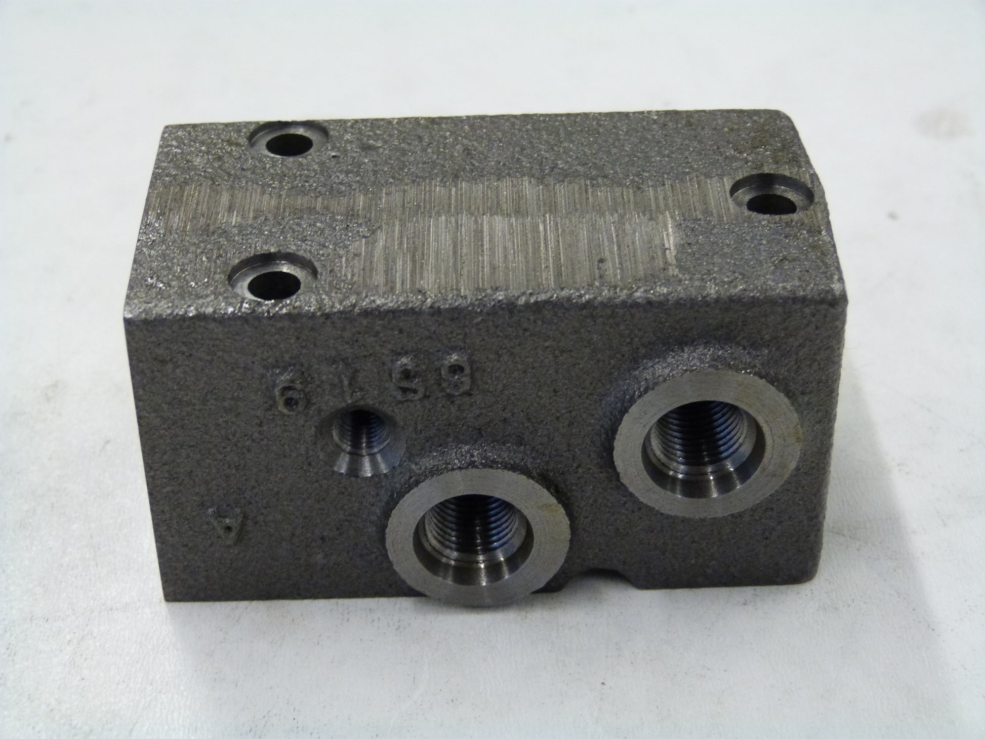 Image 1 of CASING, VALVE