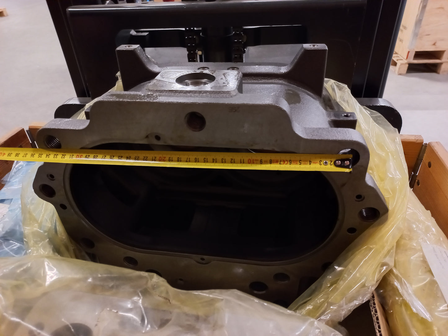 Image 4 of CASING D3, PUMP