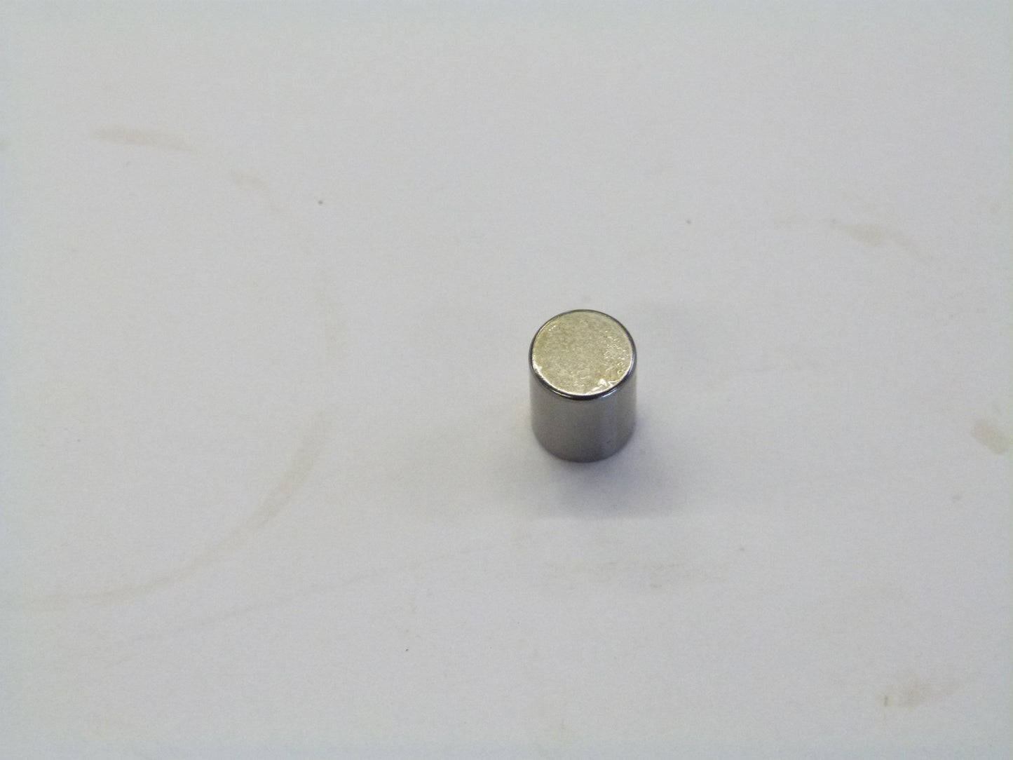Image 1 of PIN(2)