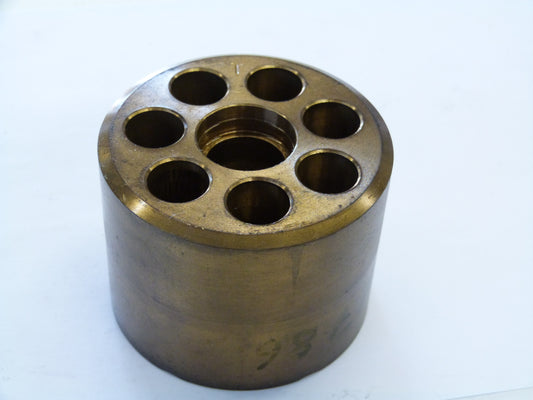 Image 1 of 061786 CILINDERBLOK 716 DX\DT