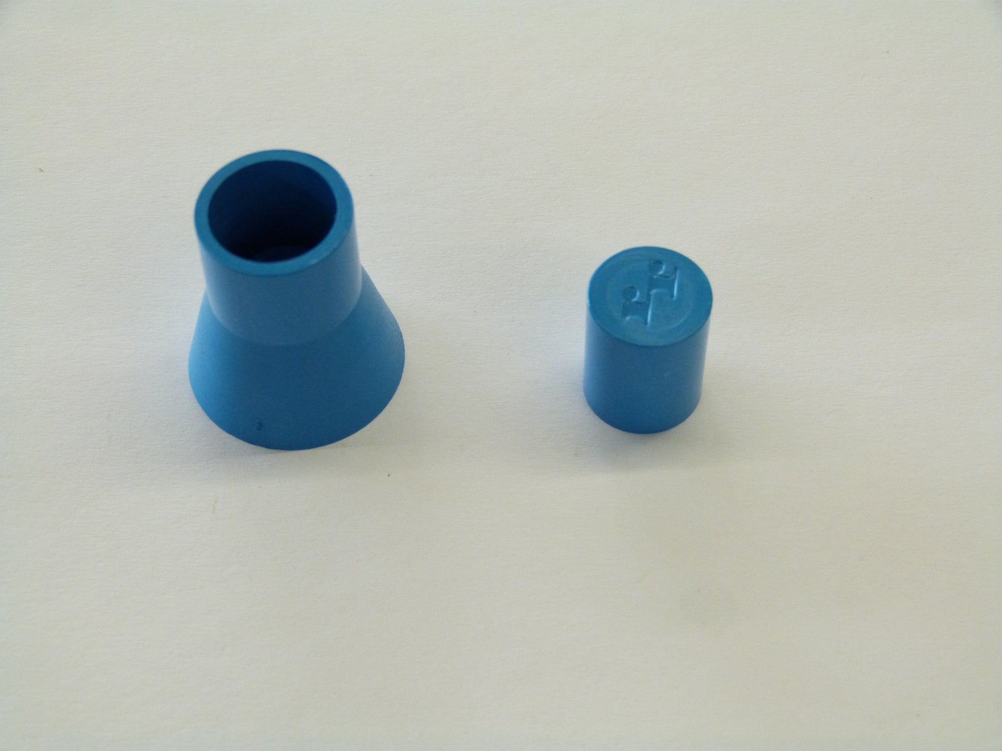 Image 1 of CAPUCHON (10x28)