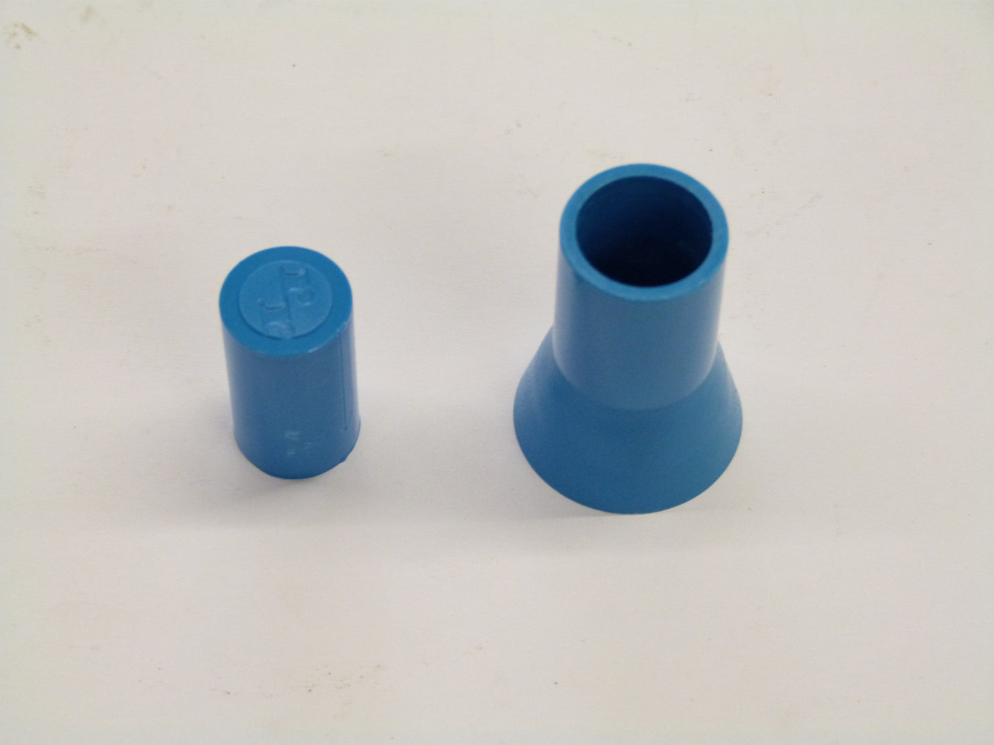 Image 1 of CAPUCHON (10x35)