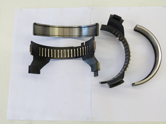 Image 1 of 8200398 BEARING 90R100