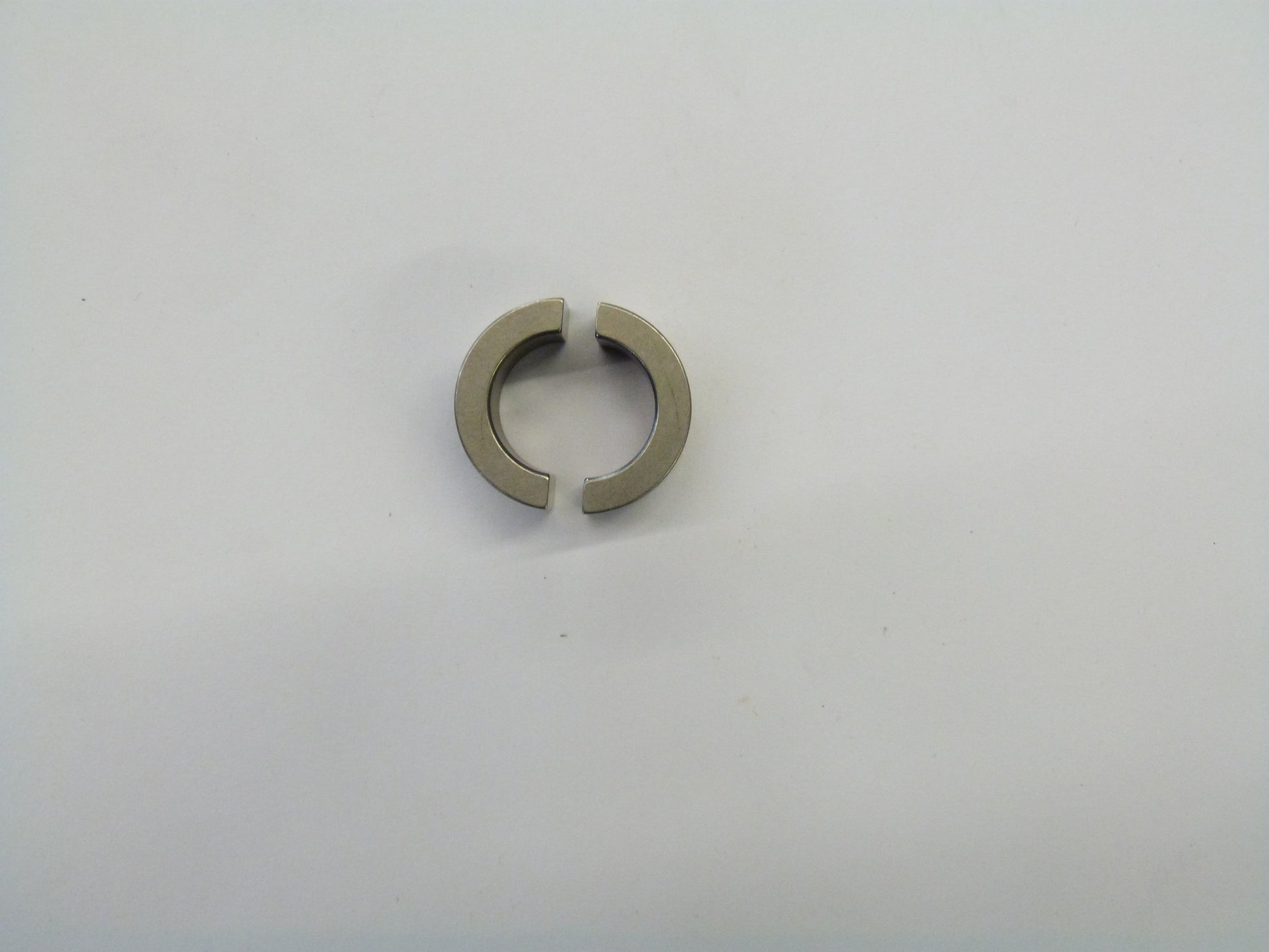 Image 1 of RING