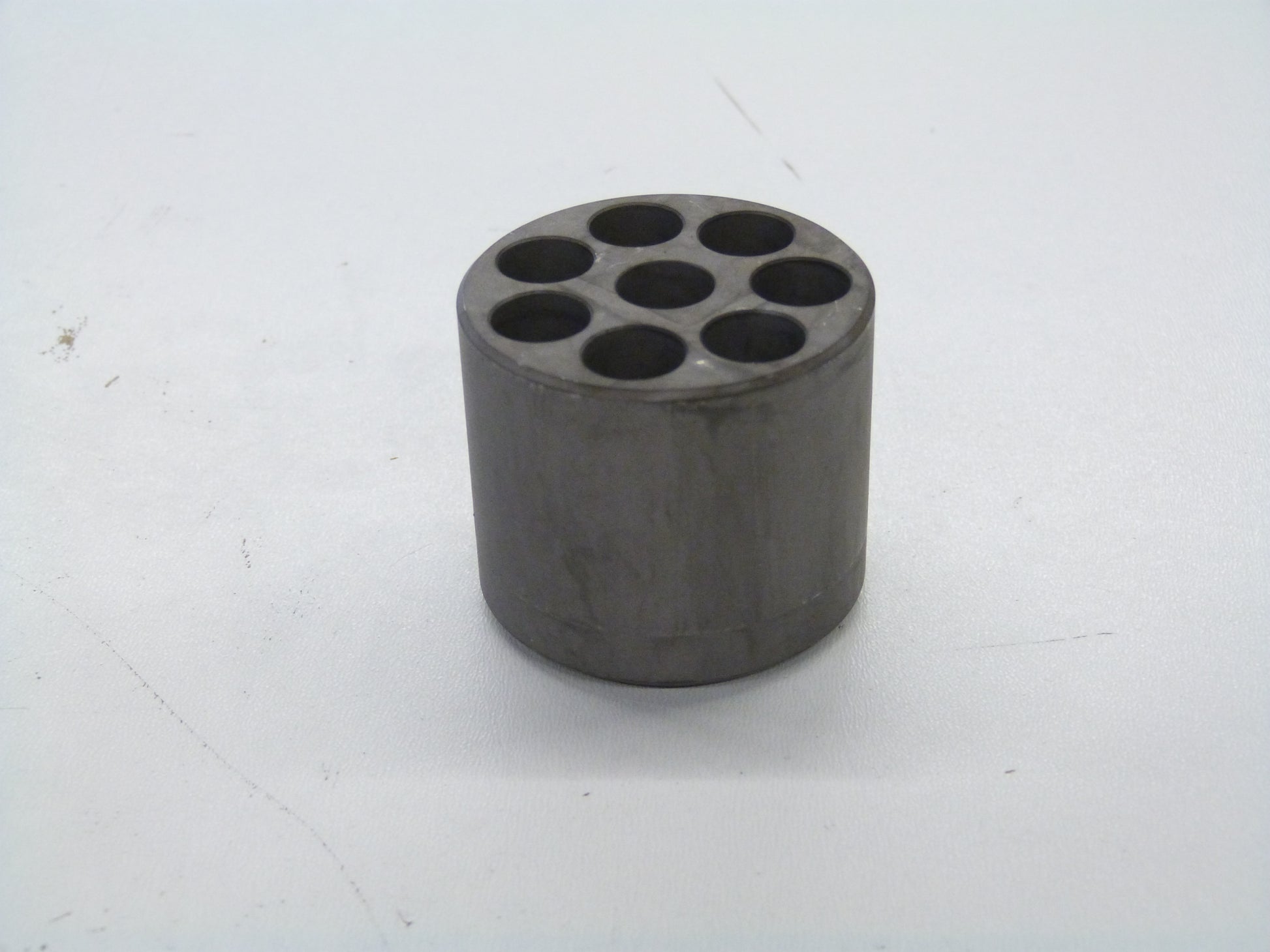 Image 1 of CYLINDER