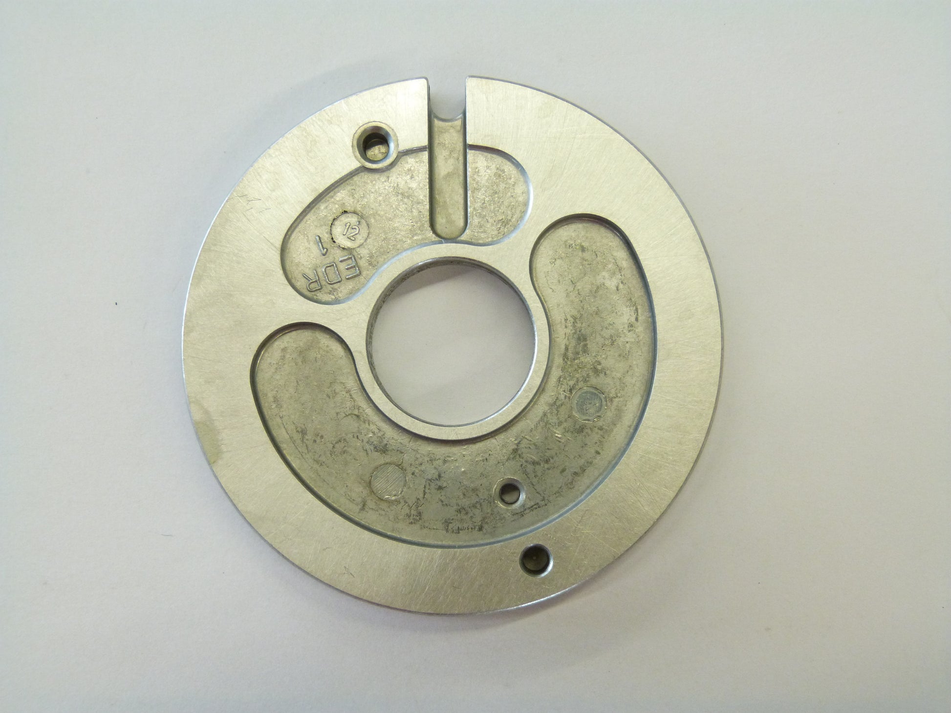 Image 1 of WEAR PLATE PV7 16/10