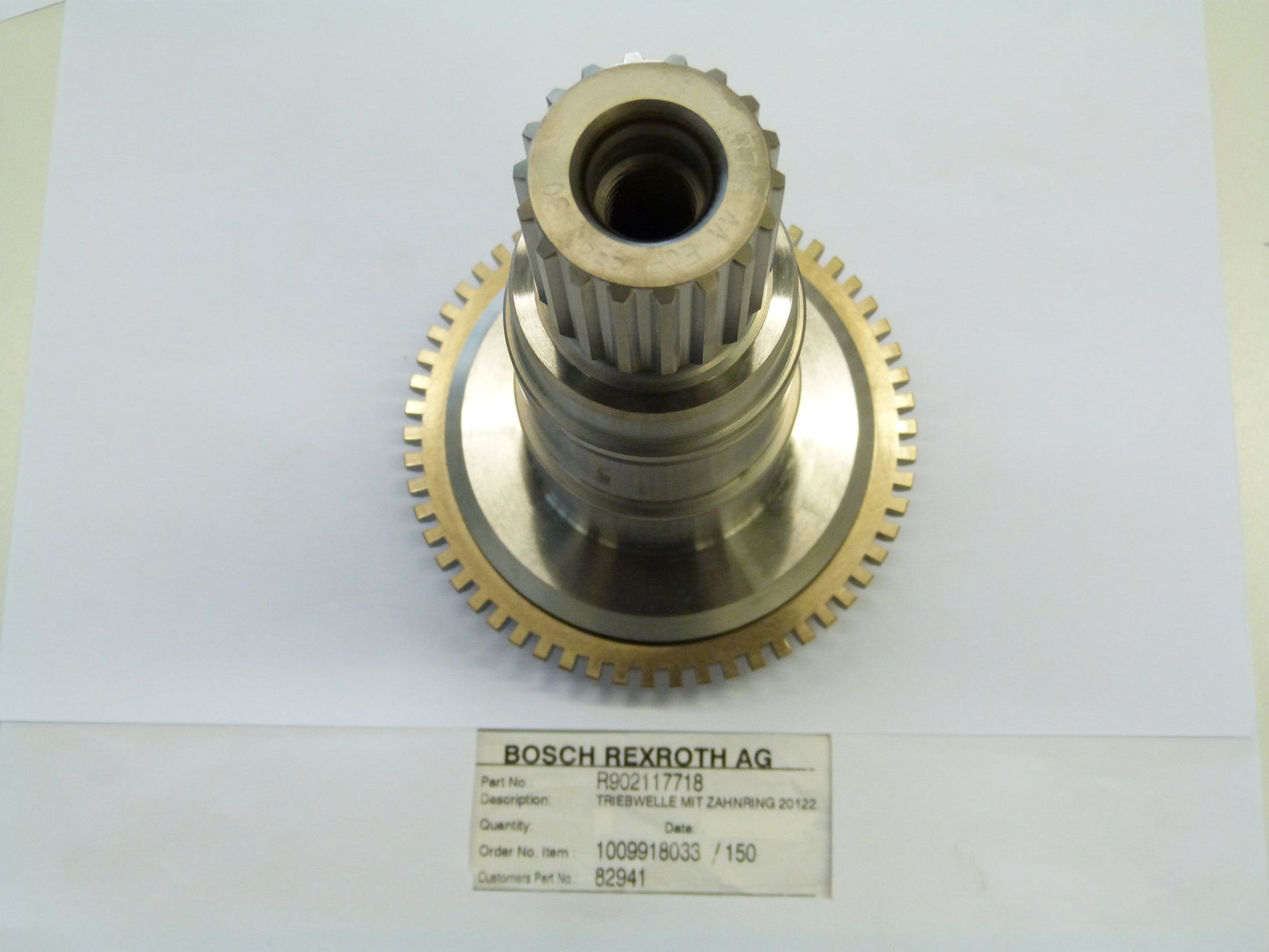 Image 1 of DRIVE SHAFT WITH GEAR RING