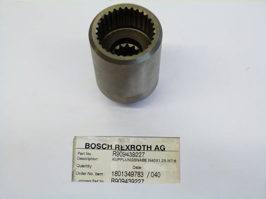 Image 1 of CLUTCH HUB