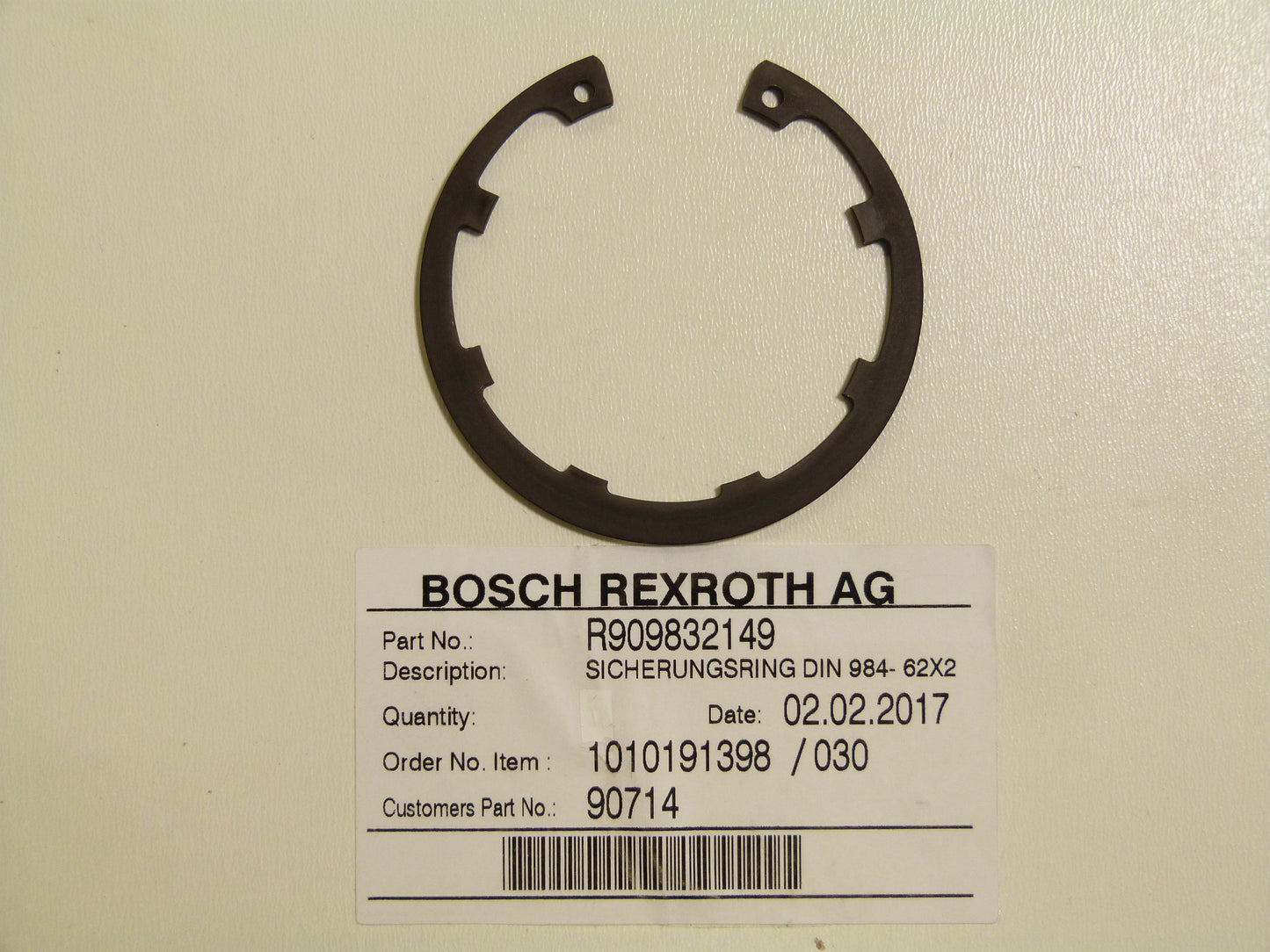 Image 1 of SEEGER-V-RING