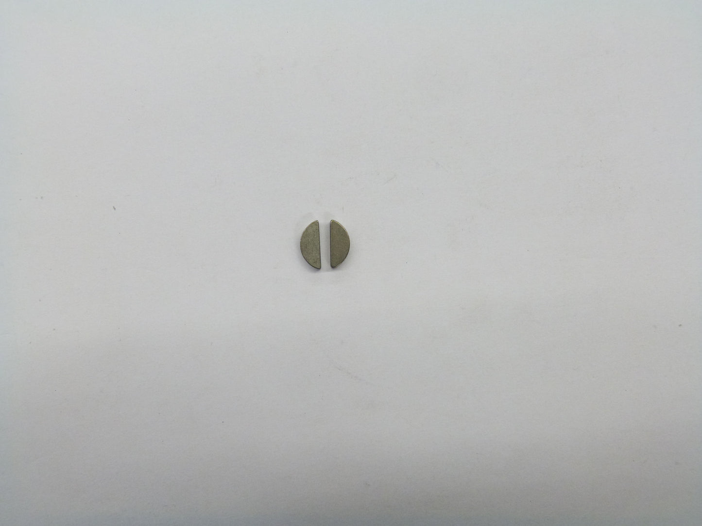 Image 1 of WOODRUF KEY