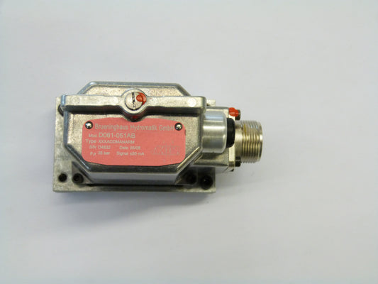Image 1 of SERVO VALVE