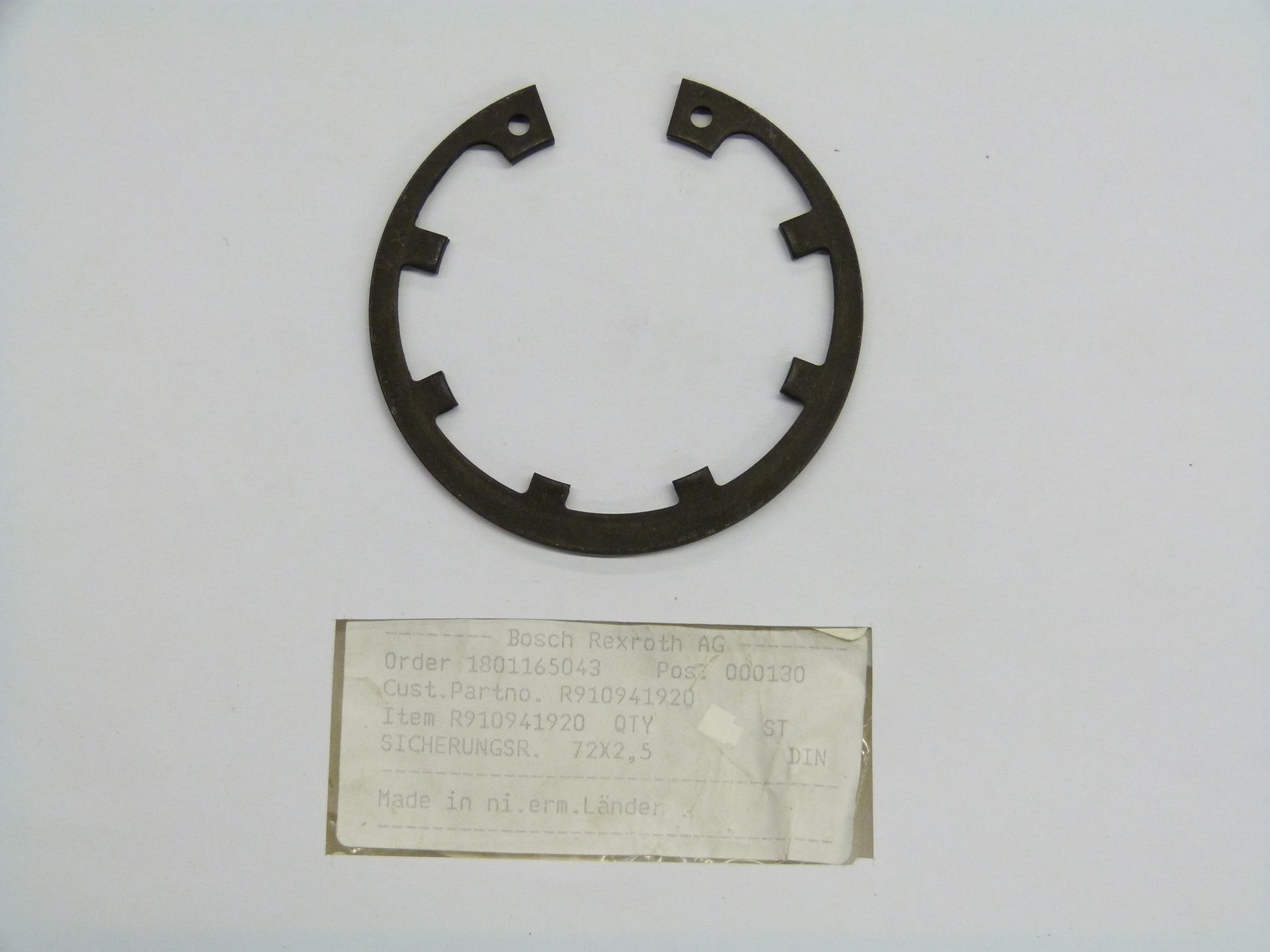 Image 1 of RETAINING RING