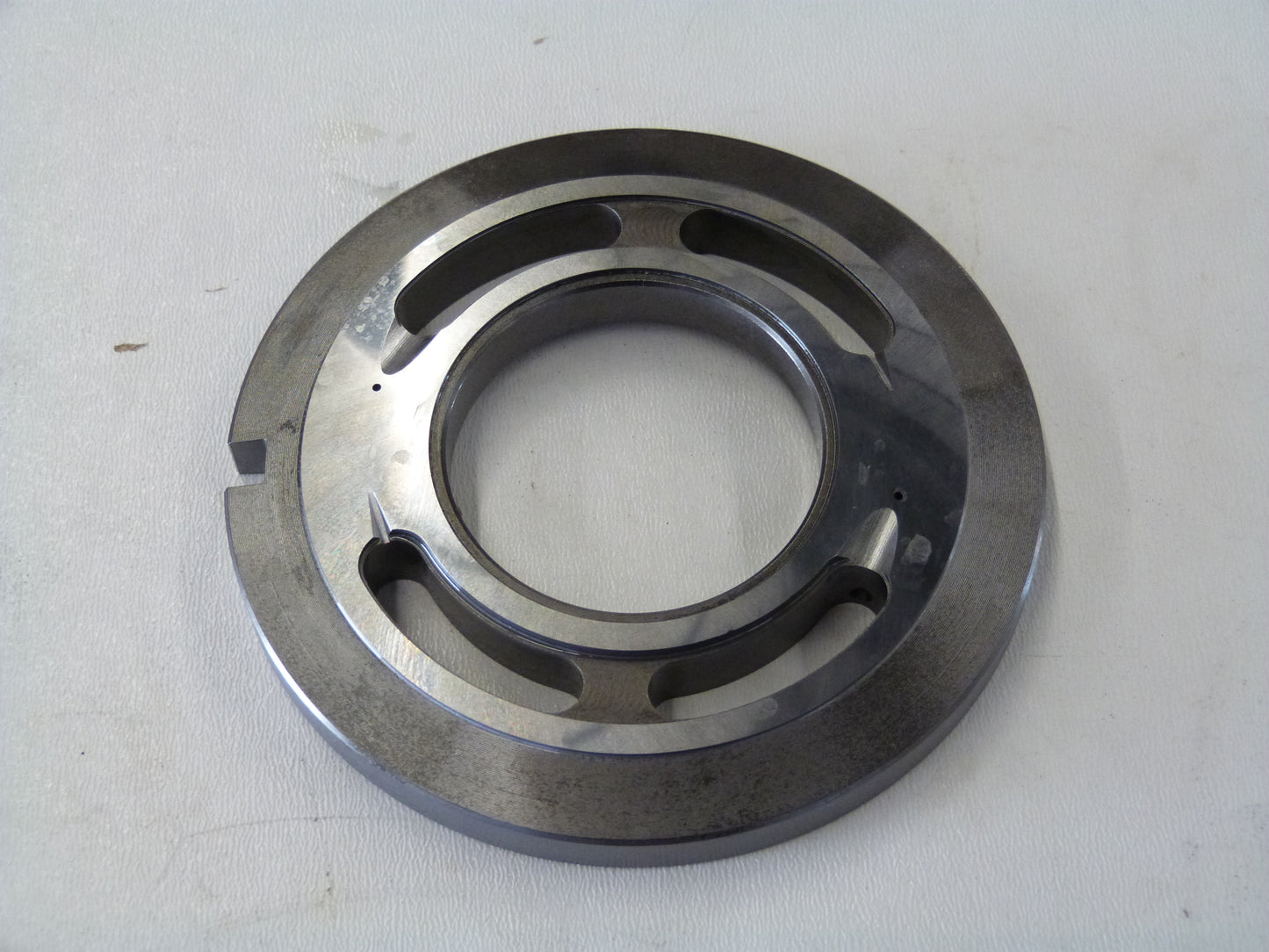 Image 1 of PORTPLATE RH