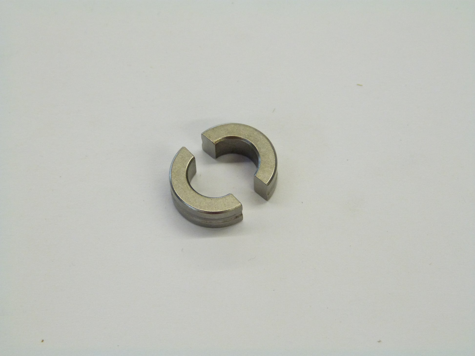 Image 1 of RING