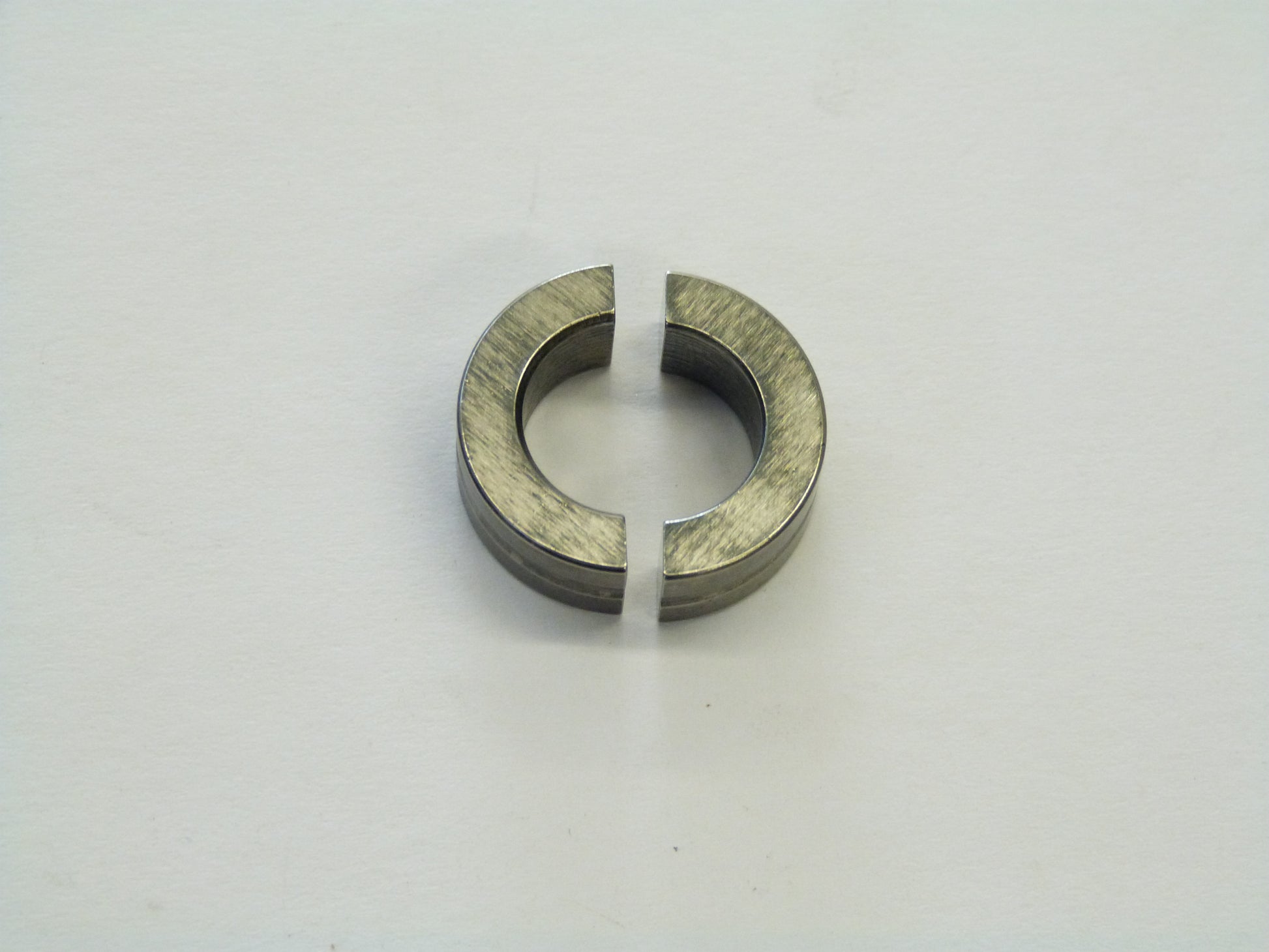 Image 1 of RING