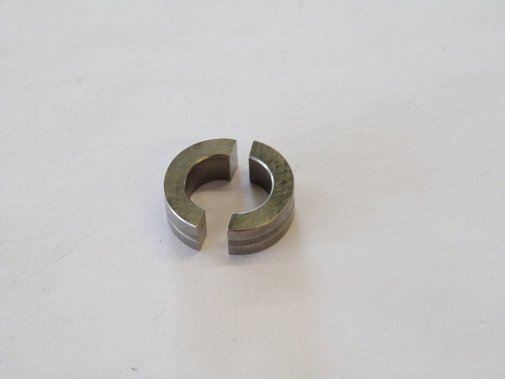 Image 1 of RING