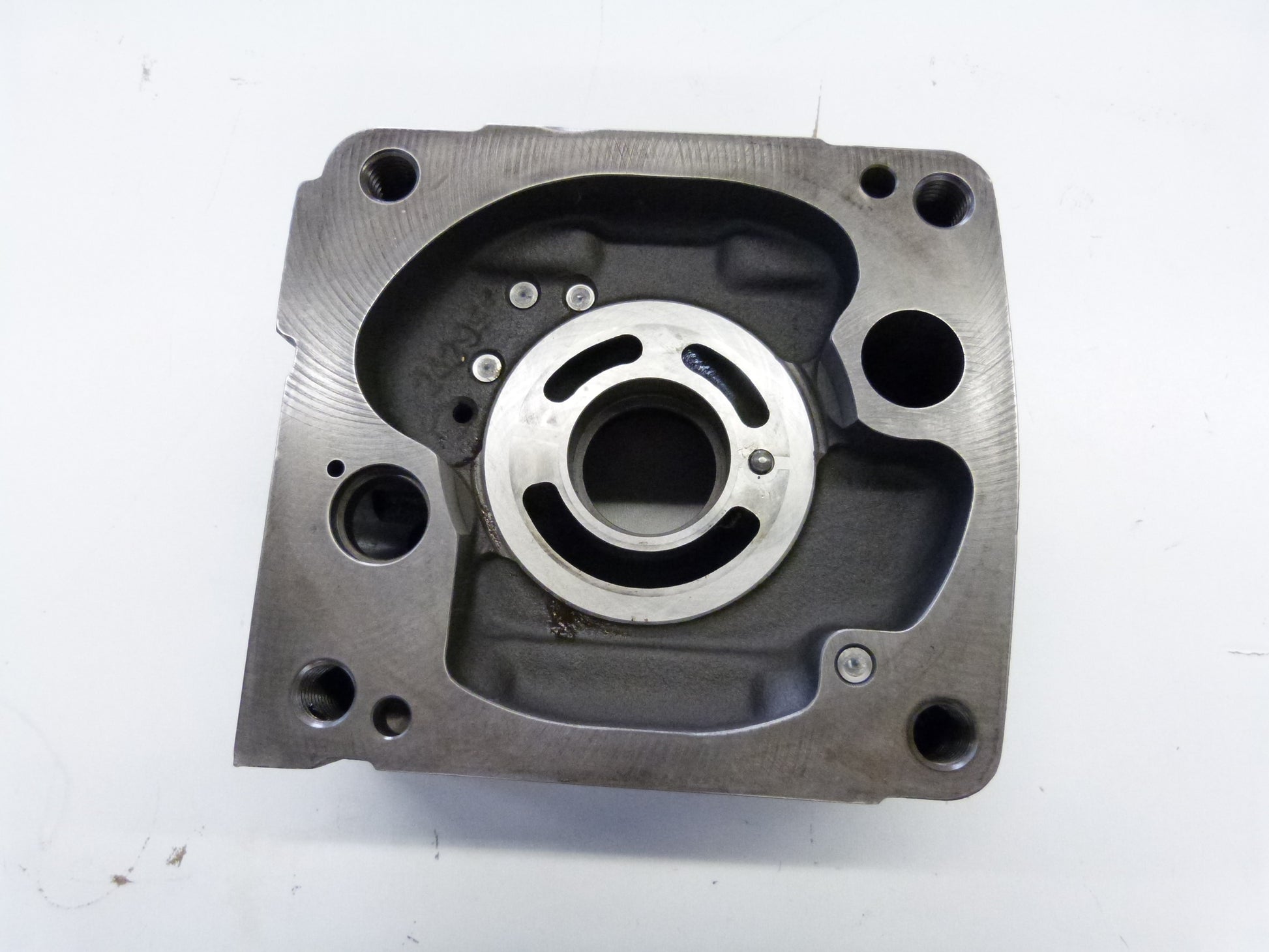 Image 1 of PORT PLATE