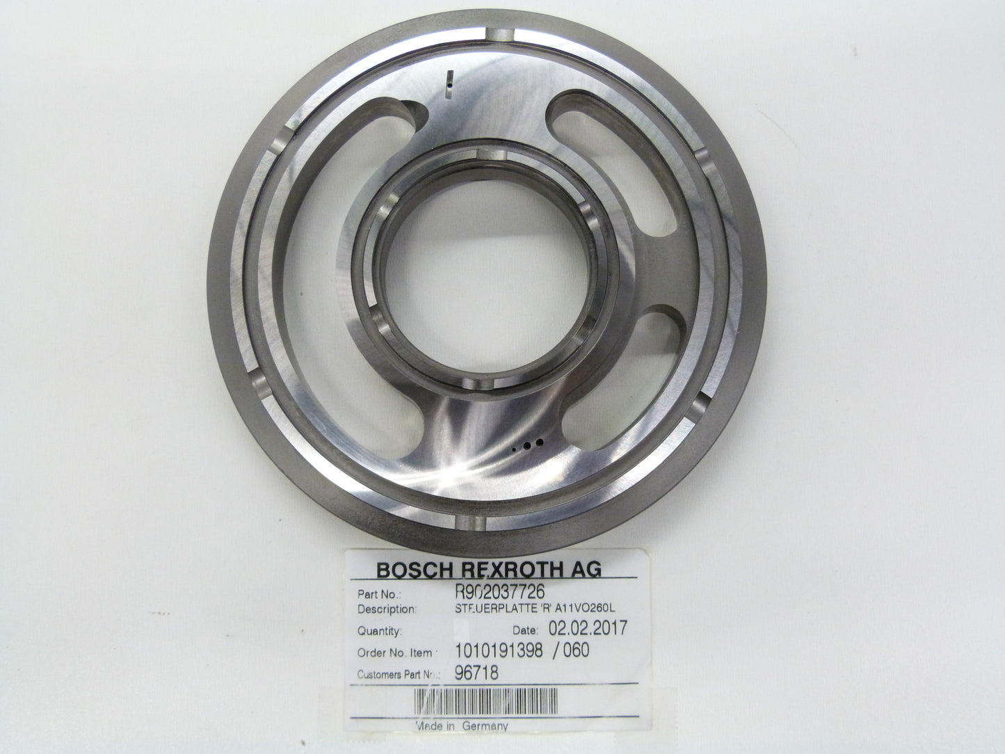 Image 1 of PORT PLATE LH