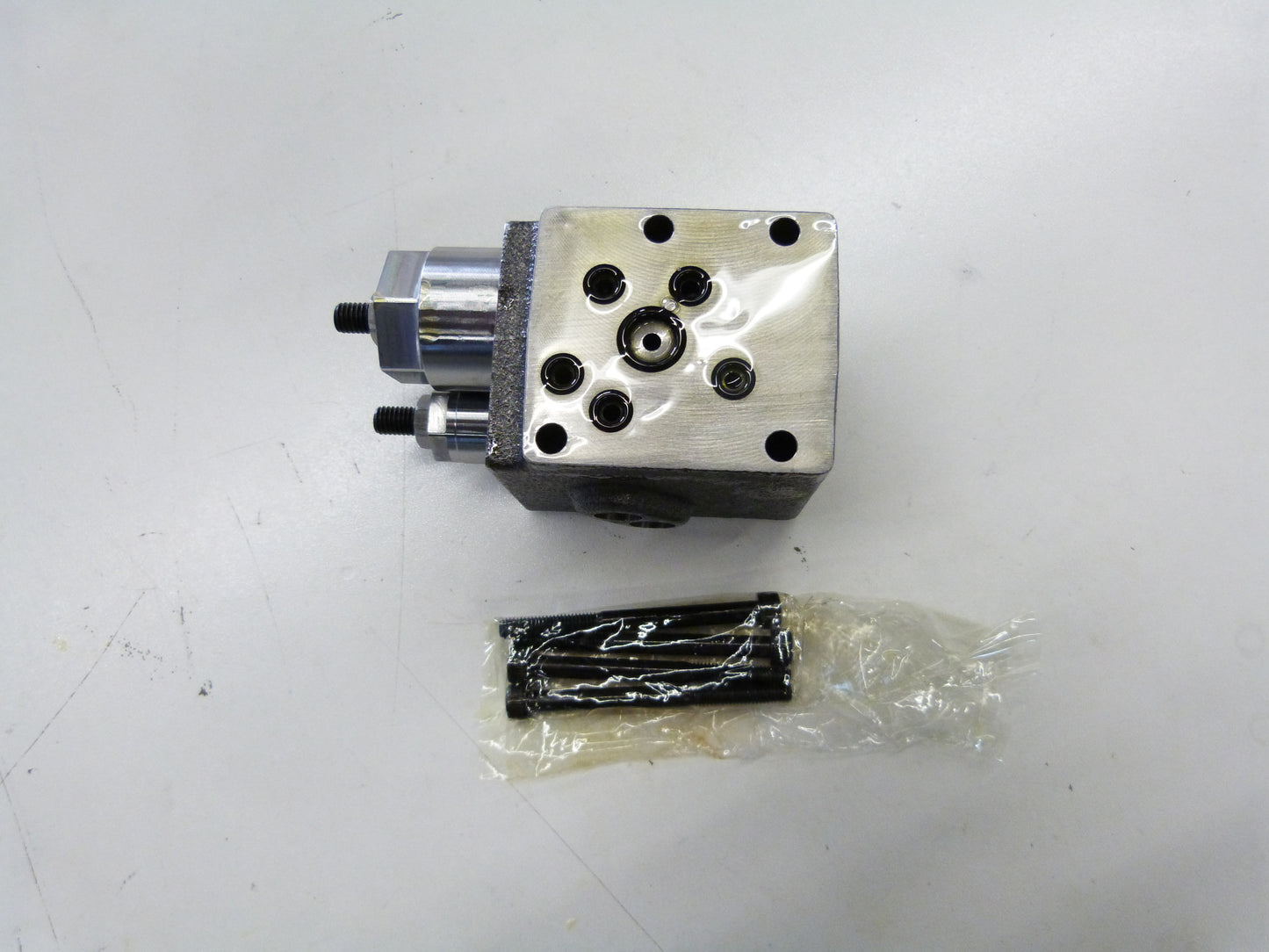 Image 1 of KR3L-L0A-1