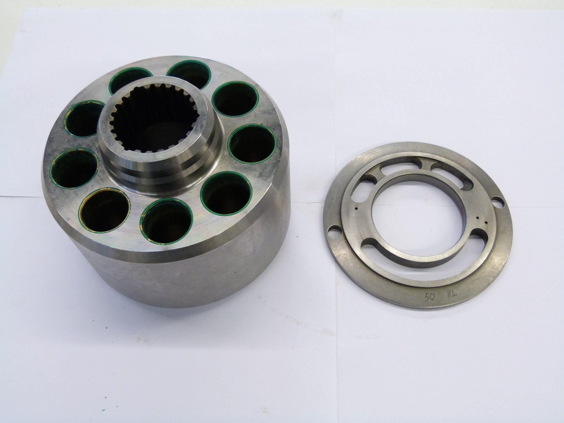 Image 1 of CYLINDERBLOK + SPIEGEL R 2553240207