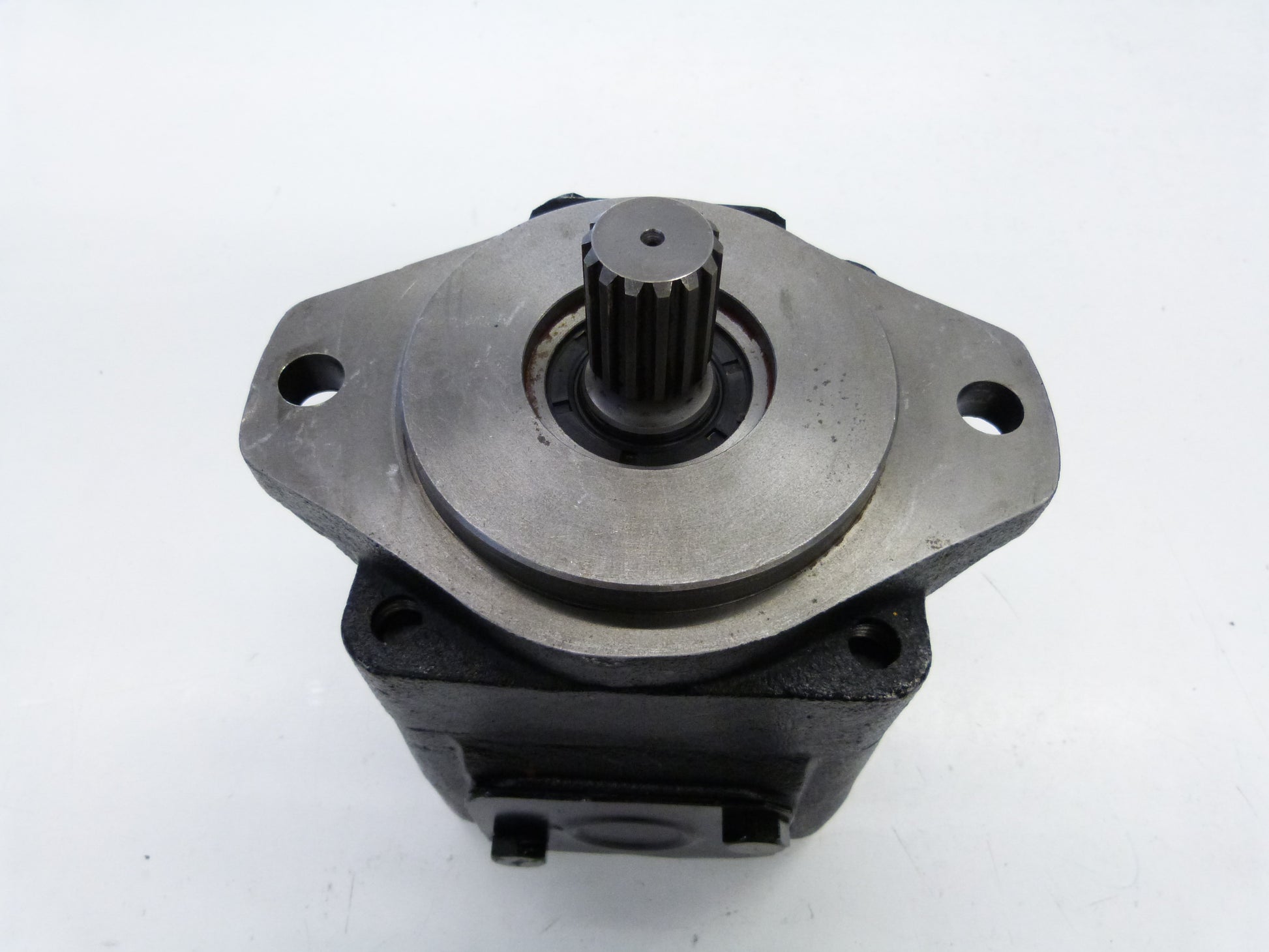 Image 1 of T6D-045-3R00-B1 POMP DENISON