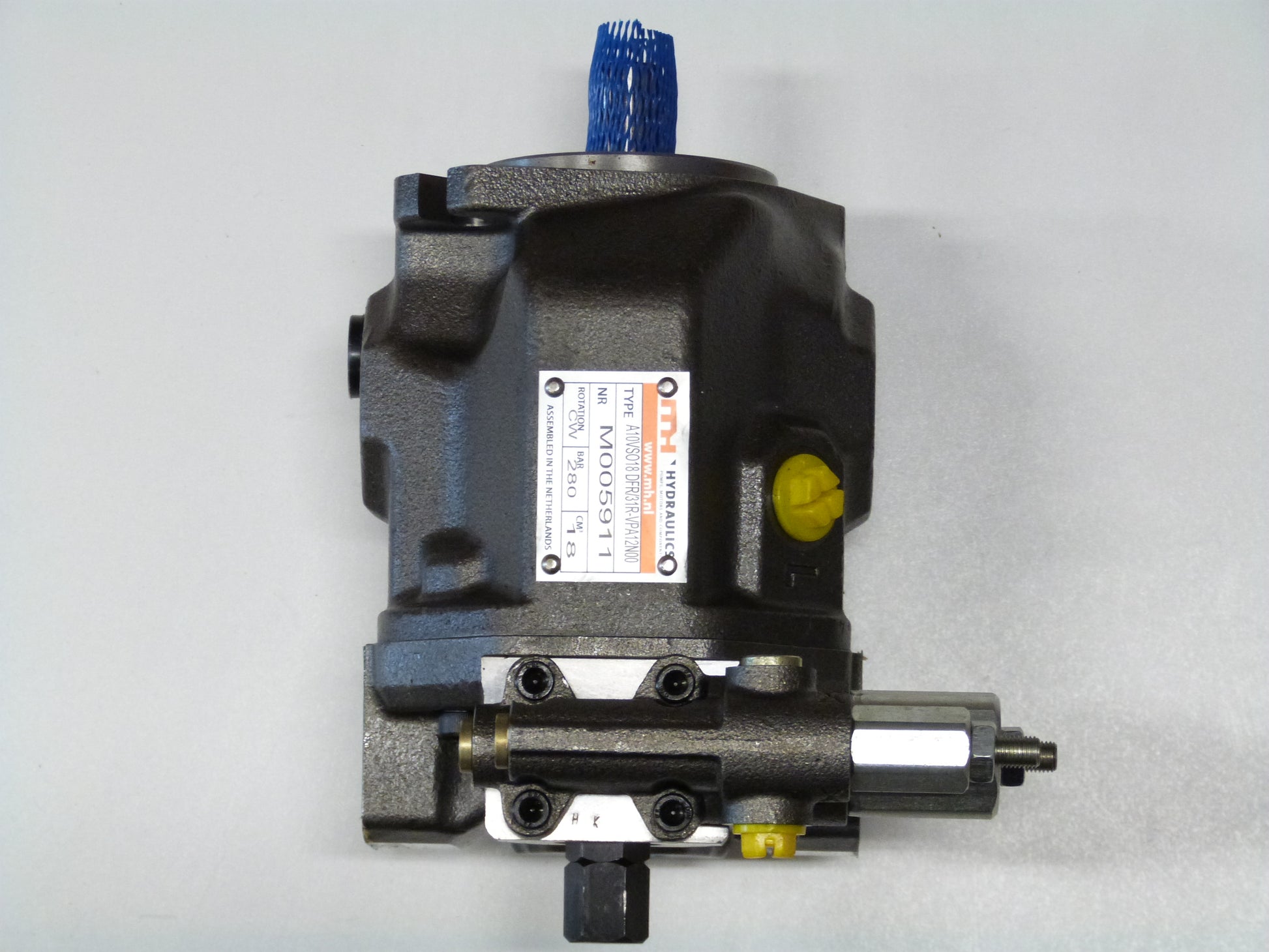 Image 1 of HYDRAULIC PUMP