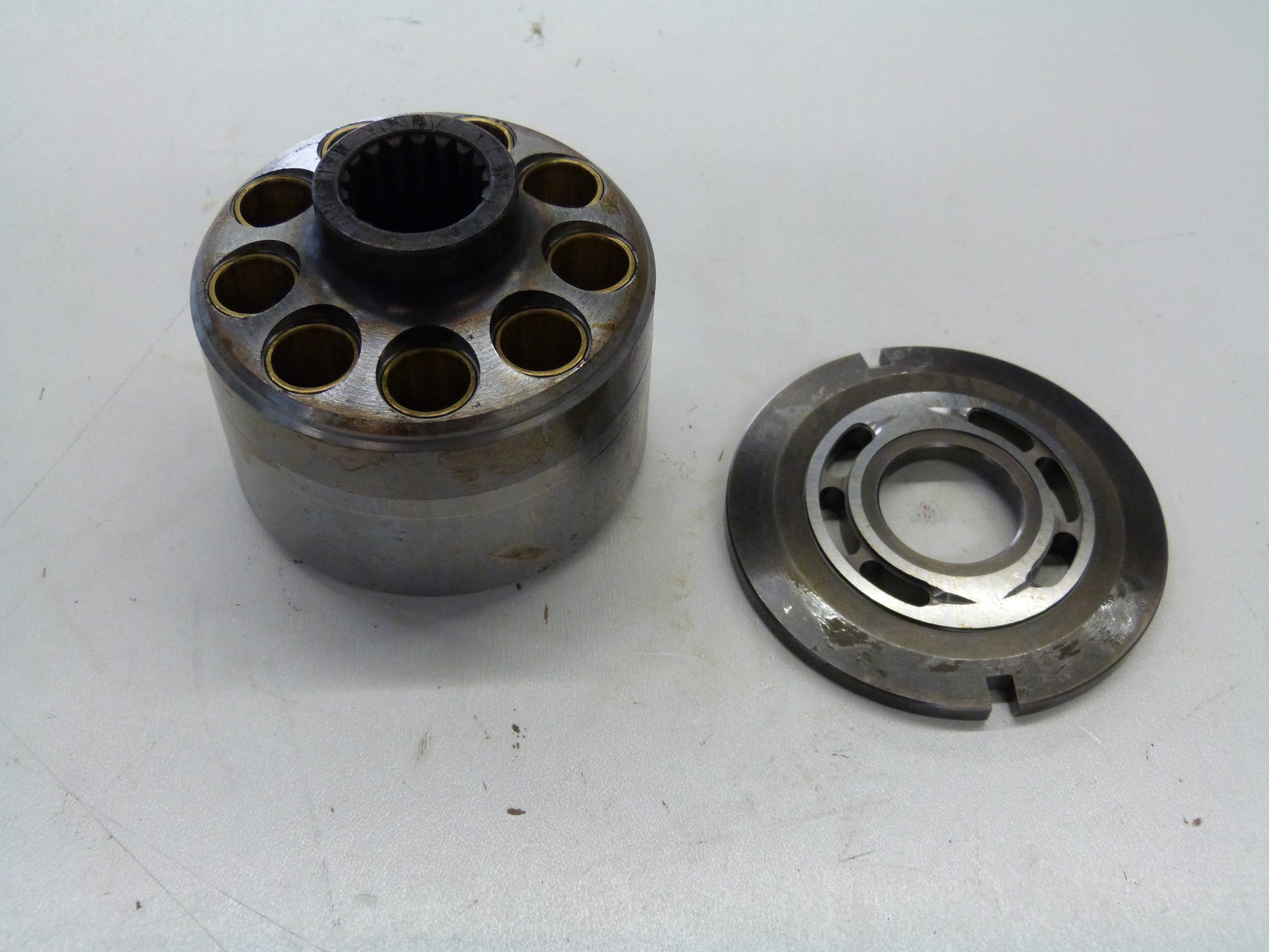 Image 1 of ZYLINDER