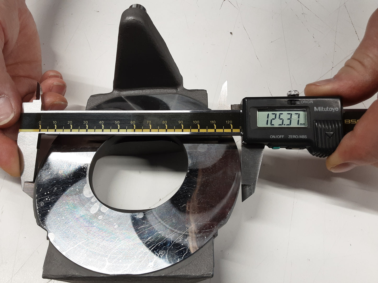 Image 6 of CRADLE WITH ACCESSORIES